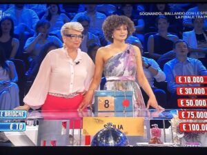 Affari Tuoi, Elisea Criscino di Vittoria torna a mani vuote