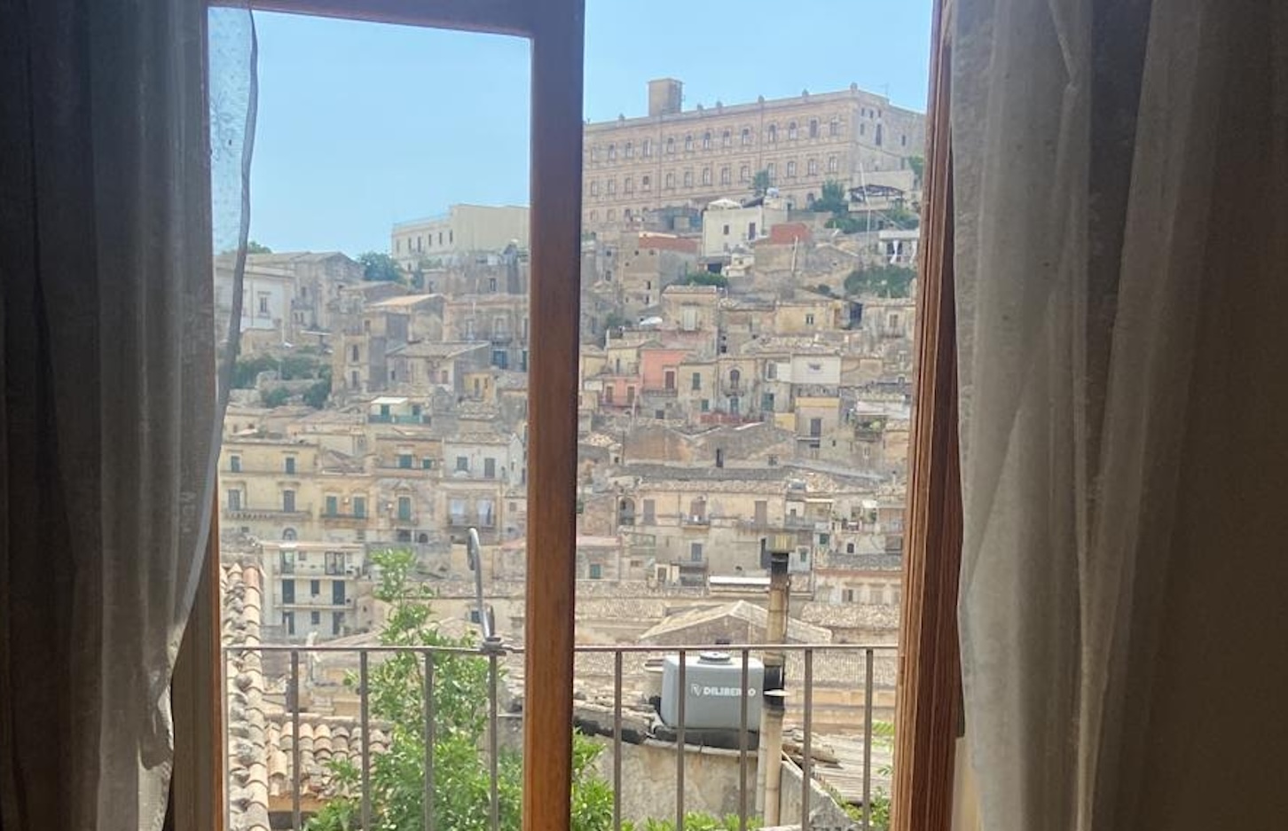 A Modica un tour culturale verso Casa Quasimodo