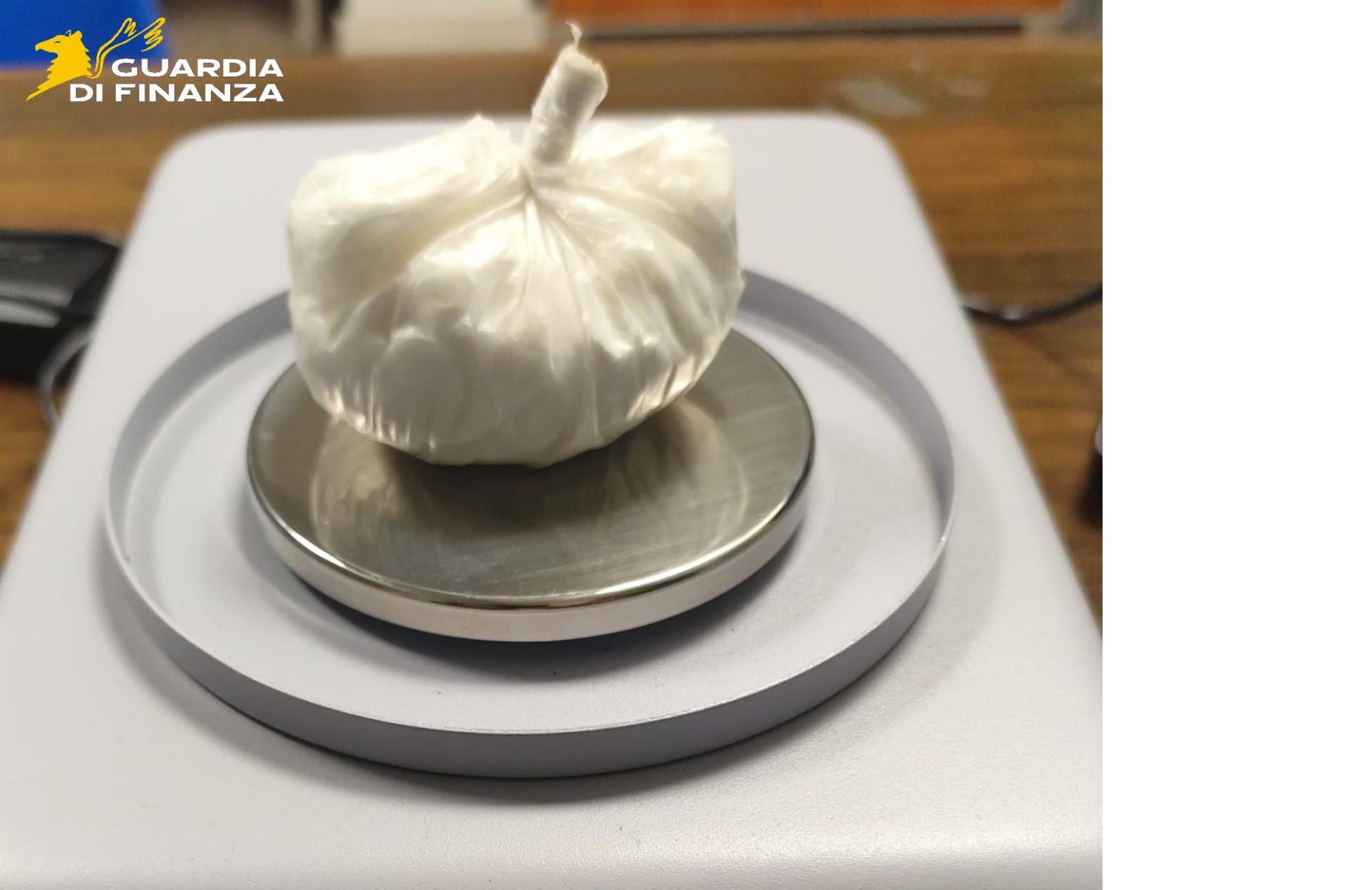 Traffico di droga a Modica: due arresti, sequestrati oltre 100 grammi di cocaina purissima