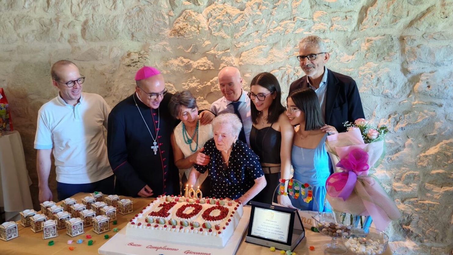 La signora Giovanna ha compiuto 100 anni