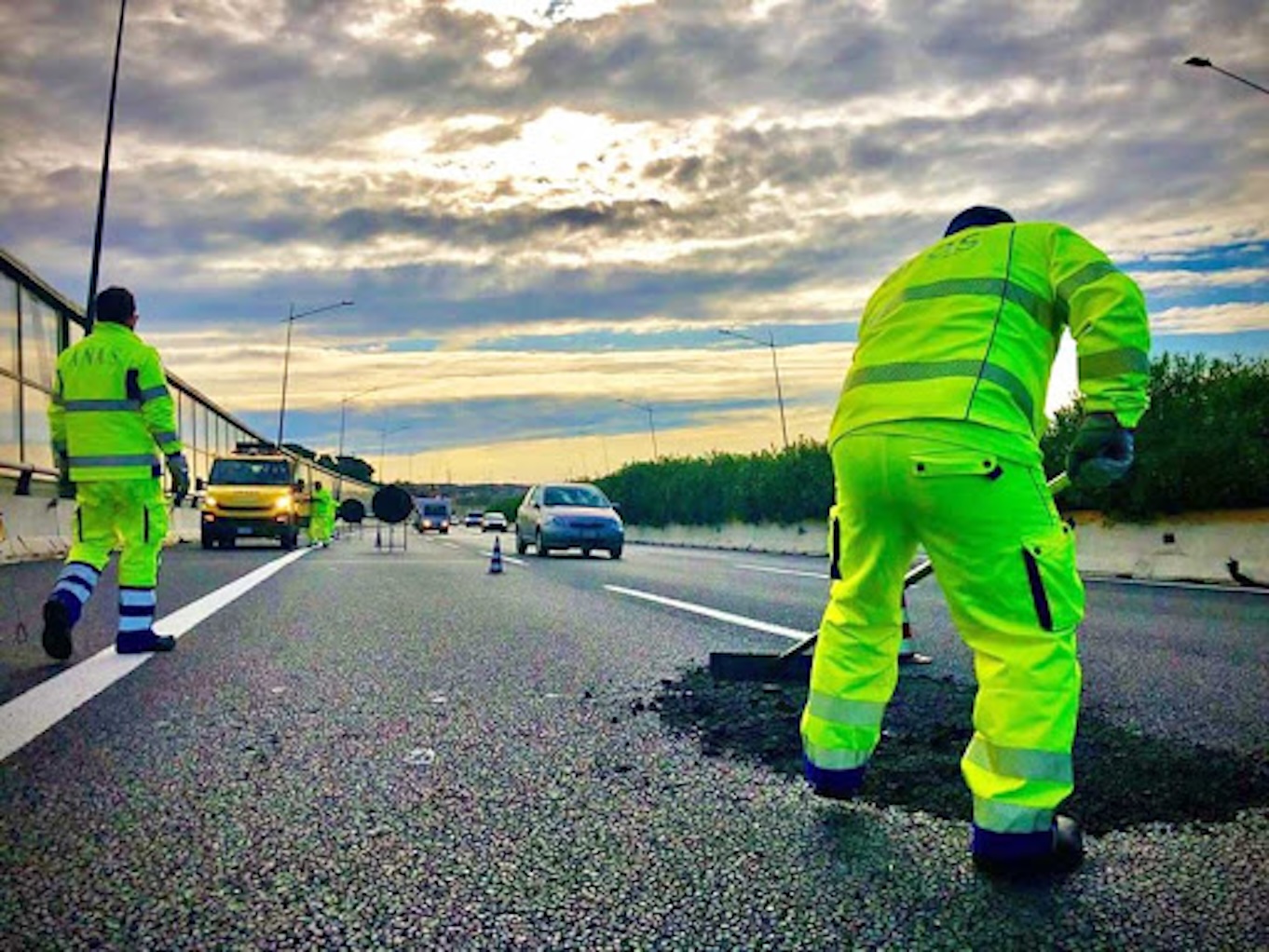Modica paralizzata tra lavori Anas non annunciati e incendi: caos e disagi sulla viabilità