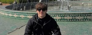 È Francesco Aronica il 23enne catanese morto per un tuffo in mare a Polignano Immagine rappresentativa di È Francesco Aronica il 23enne catanese morto per un tuffo in mare a Polignano