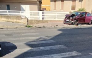 Immagine rappresentativa di Auto contro casa a Modica