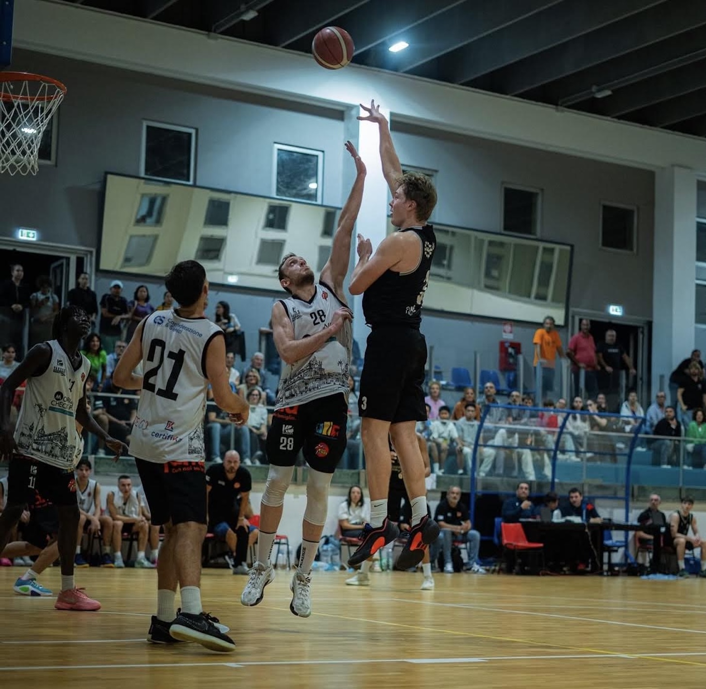 Basket. Esordio amaro per la Scicli Meerkat in Serie C: sconfitta sul finale dalla PGS Sales
