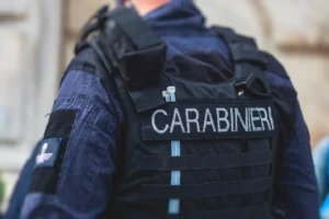 Immagine rappresentativa di Fatto di sangue a Scicli in centro, ferito un uomo