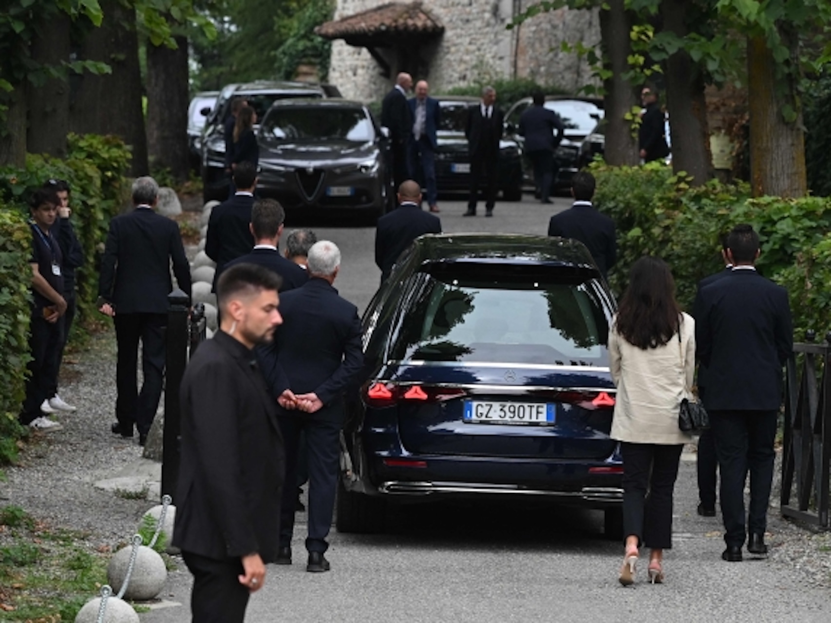 Ai funerali privati di Giorgio Armani presenti 62 persone Ai funerali privati di Giorgio Armani presenti 62 persone