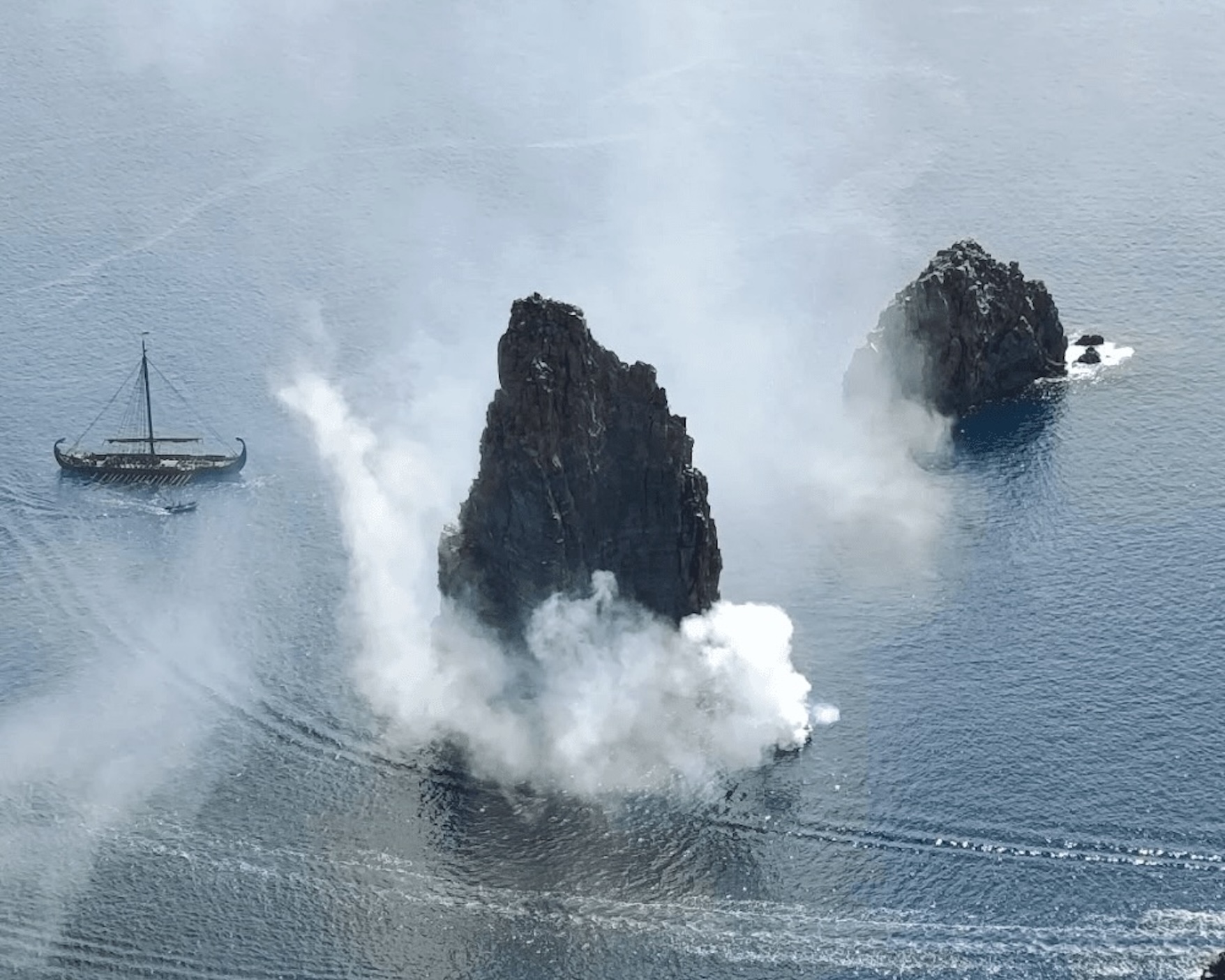 “Odyssey” di Nolan e il materiale di scena abbandonato nei fondali di Pietra del Bagno: la Regione dispone un’ispezione “Odyssey” di Nolan e il materiale di scena abbandonato nei fondali di Pietra del Bagno: la Regione dispone un’ispezione