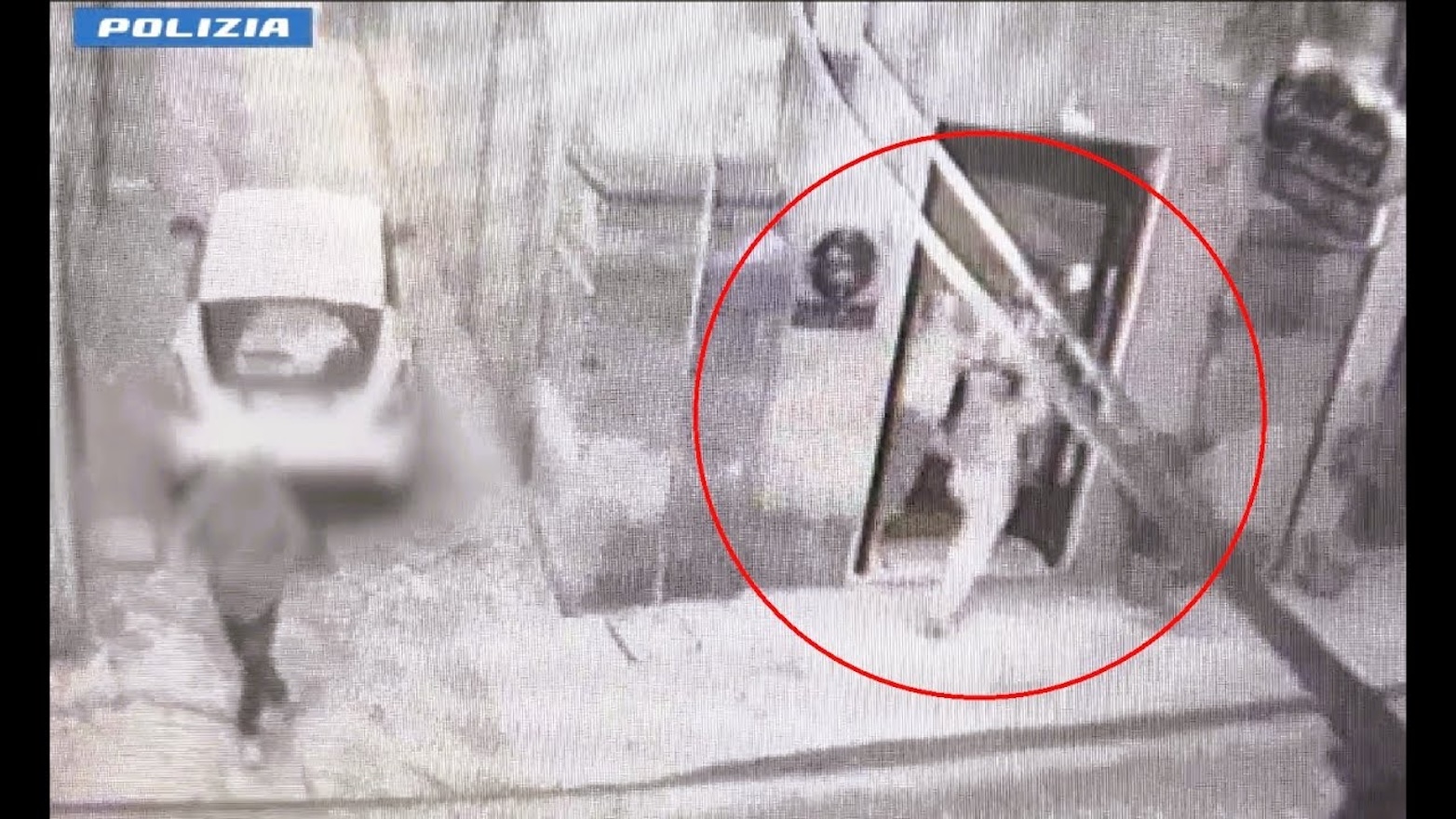 Rapina da 40mila euro in una gioielleria di Gela: presi due minorenni. VIDEO