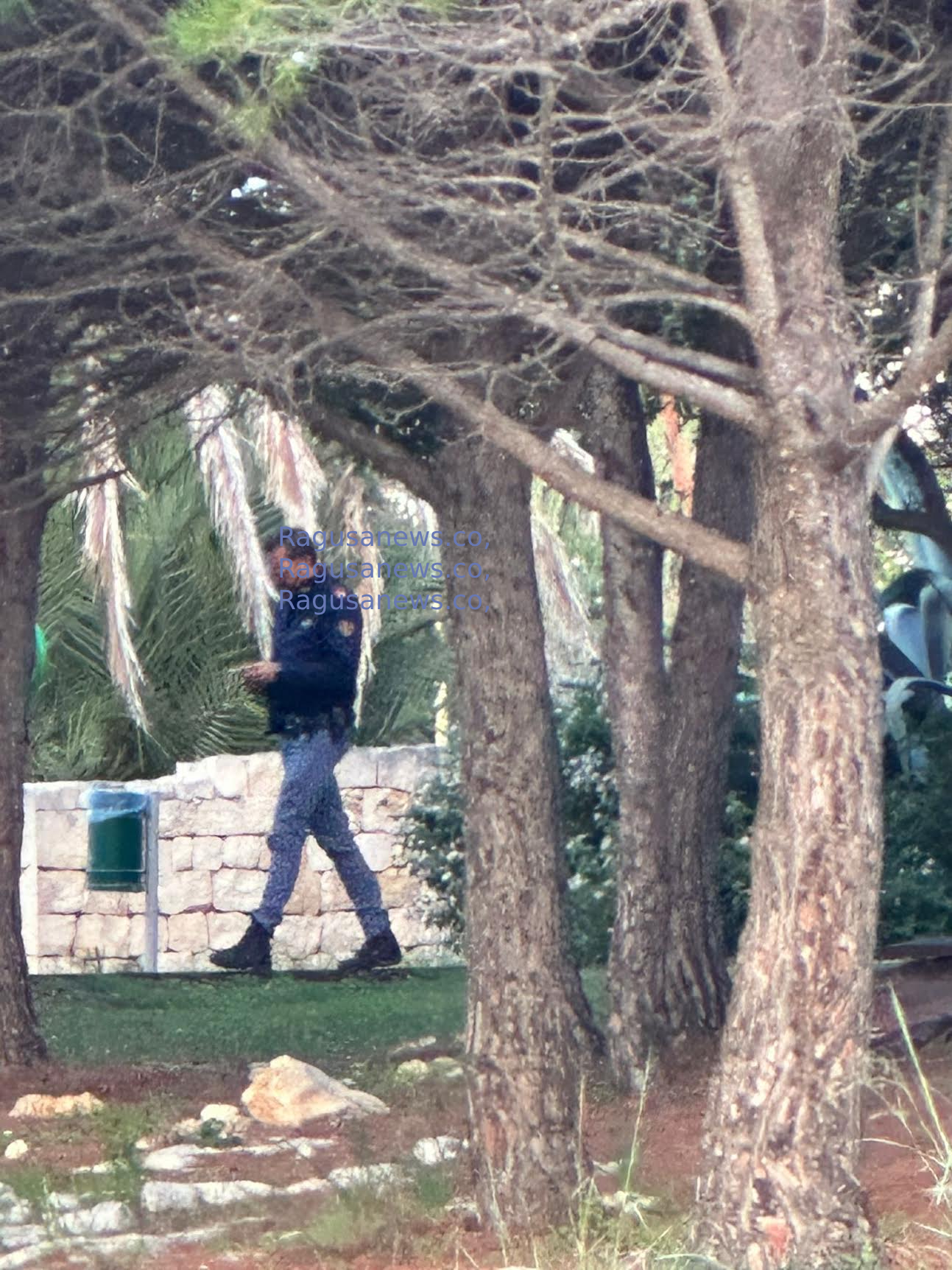 Un giovane si è tolto la vita a Marina di Modica. Sul posto la Polizia Un giovane si è tolto la vita a Marina di Modica. Sul posto la Polizia