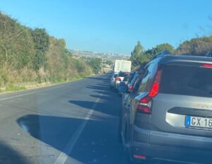 Modica-Ragusa, traffico in tilt sulla SS115: code chilometriche per lavori stradali