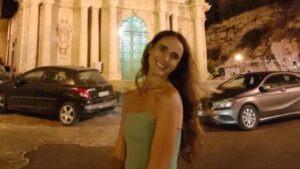 Chi è Chiara Patriarca, la donna che ama Scicli, futura moglie di Massimo Cacciari. FOTO