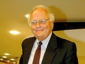 È morto Franco Reviglio, l’economista che inventò lo scontrino fiscale Immagine rappresentativa di È morto Franco Reviglio, l’economista che inventò lo scontrino fiscale