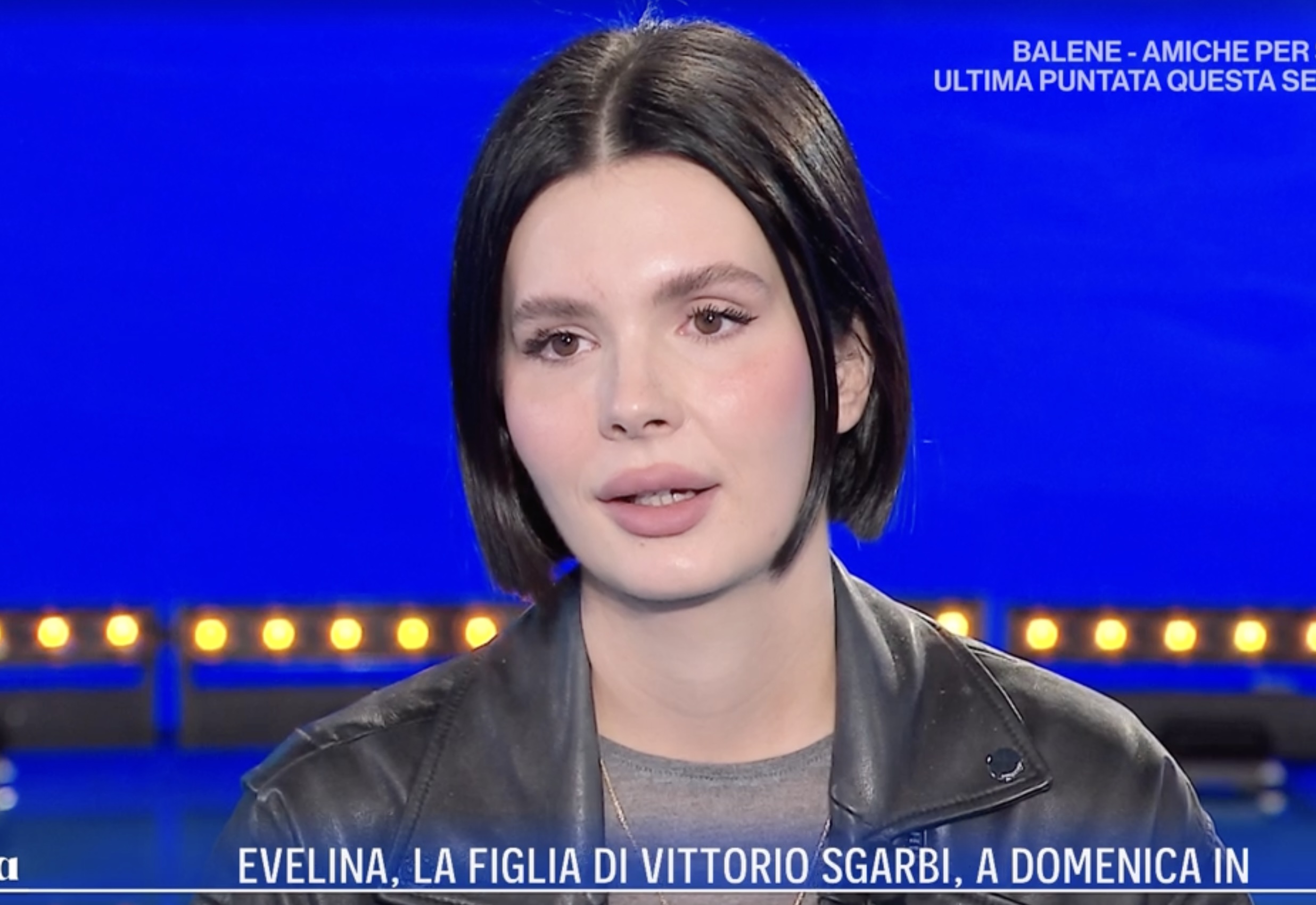 Evelina Sgarbi torna a parlare del padre: “Mi hanno fatta fuori”. Ma Mara Venier la rimprovera Evelina Sgarbi torna a parlare del padre: “Mi hanno fatta fuori”. Ma Mara Venier la rimprovera