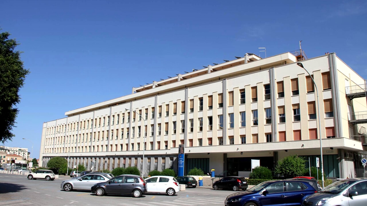 Con lo scooter contro le auto in sosta: Francesco Luca muore 9 giorni dopo l’incidente Con lo scooter contro le auto in sosta: Francesco Luca muore 9 giorni dopo l’incidente