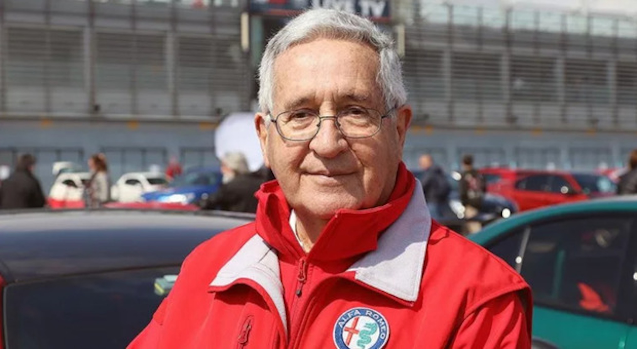 Andrea De Adamich è morto, addio all’ex pilota di Formula 1 e storico telecronista Mediaset: aveva 84 anni