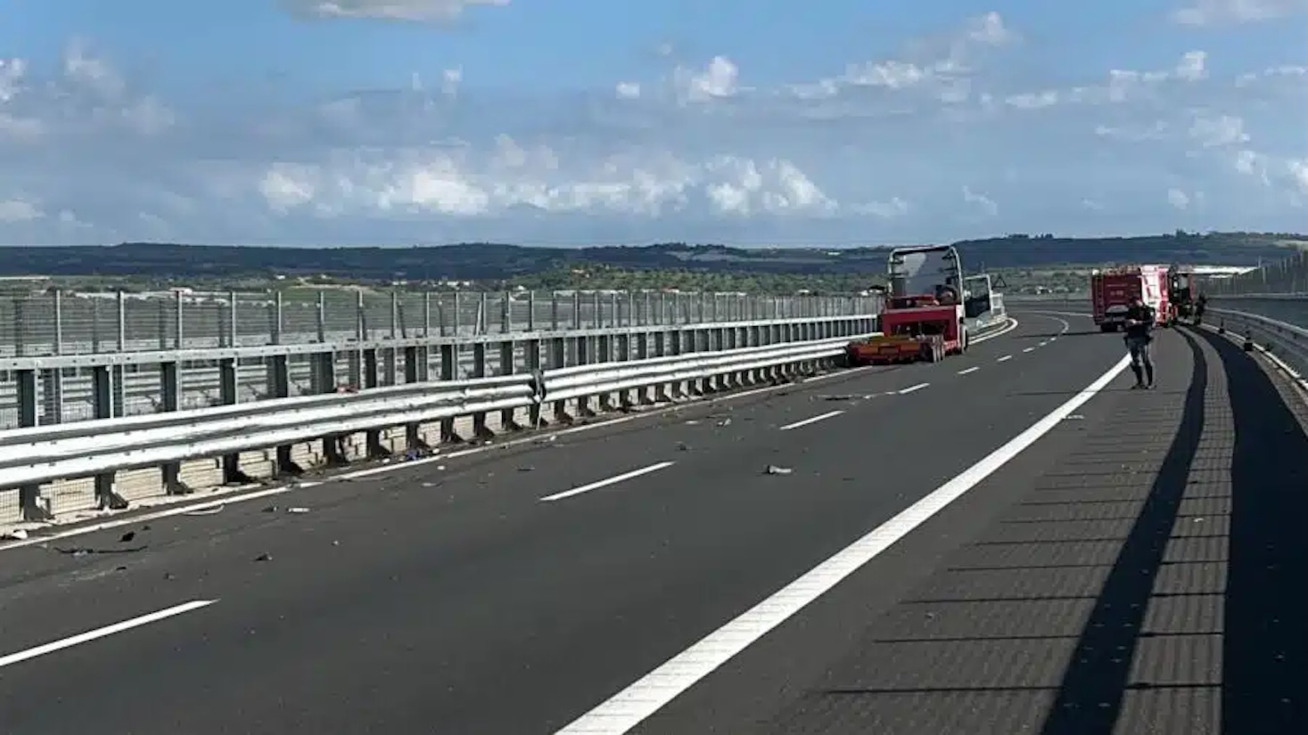 È un 33enne di Carlentini il camionista morto in autostrada a Ispica