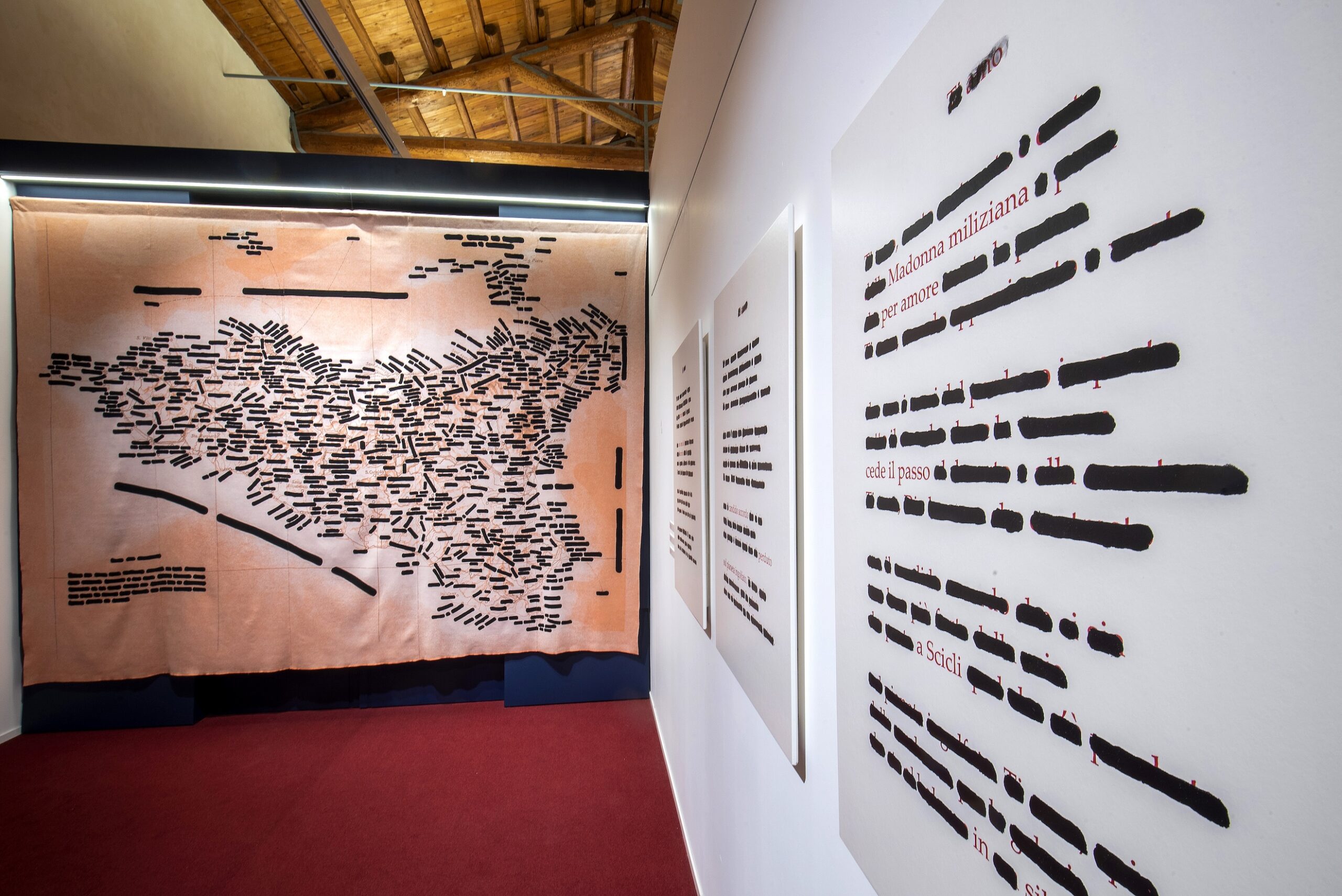 Prorogata al 7 gennaio 2026 la mostra L’Opera delle formiche di Emilio Isgrò a Scicli