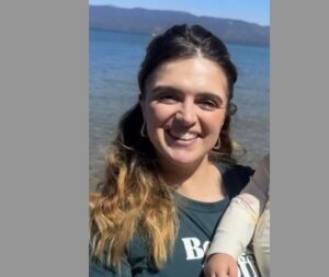 Immagine rappresentativa di Mamma 29enne siciliana e figlioletta di due anni muoiono in in incidente in Tesla in California. L’auto è andata a fuoco