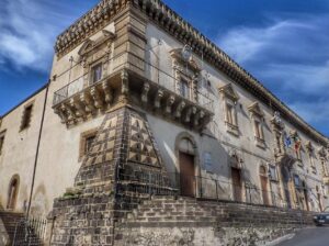 Sciolto il consiglio comunale di Francofonte: non ha approvato la variazione di Bilancio di previsione 2025/2027