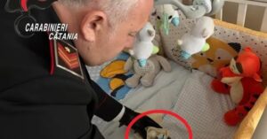 Droga nella culla della figlia: arrestato 27enne
