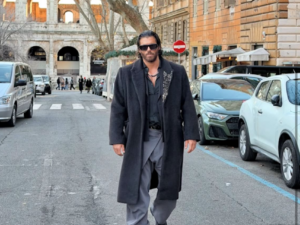 Immagine rappresentativa di Can Yaman è tornato a Roma. «Io drogato? Tutte bugie, se no non mi avrebbero rilasciato»