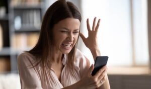 Immagine rappresentativa di Acate, minacce telefoniche all’ex moglie, denunciato un 40enne